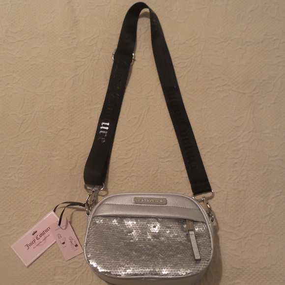 Juicy Couture Handbags - Juicy Couture Crossbody/Fannypack bag